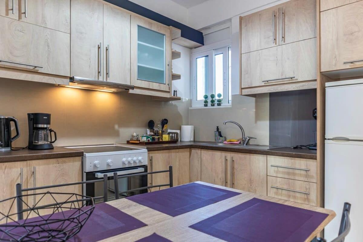 Apartamento Comfy Central Square Gem With Balcony Kalamata Exterior foto
