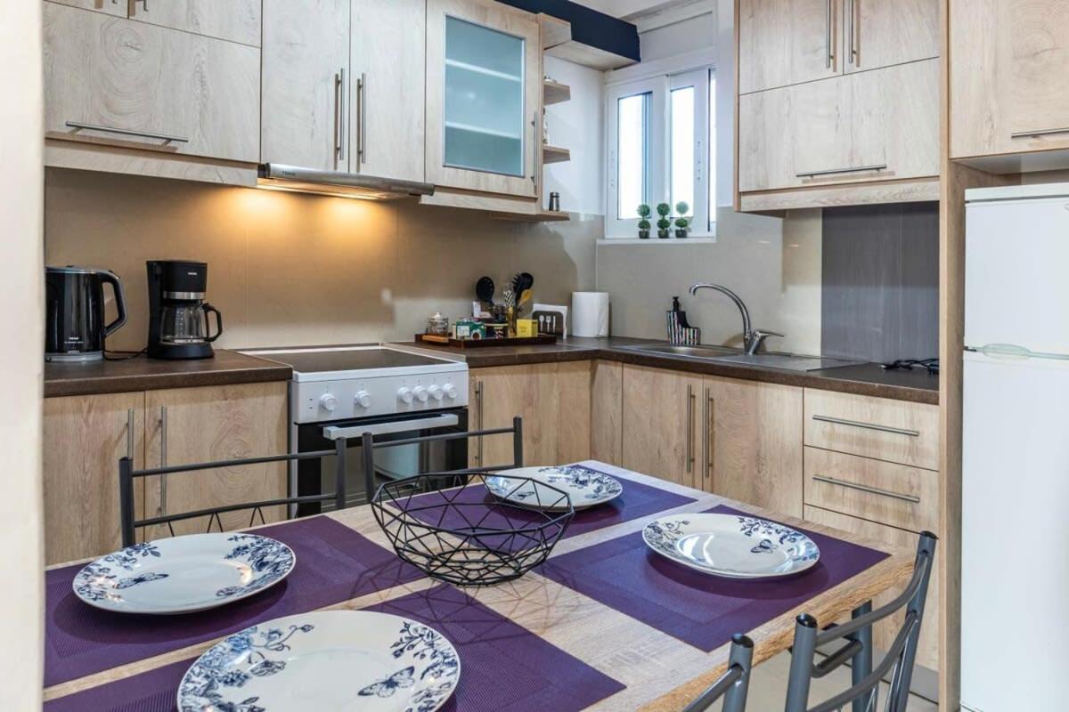 Apartamento Comfy Central Square Gem With Balcony Kalamata Exterior foto